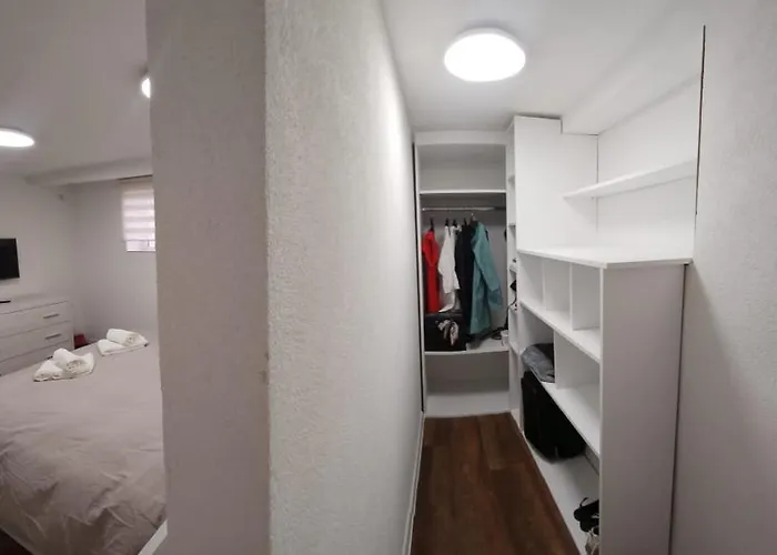 Guest Suzy * Petrich (Blagoevgrad)